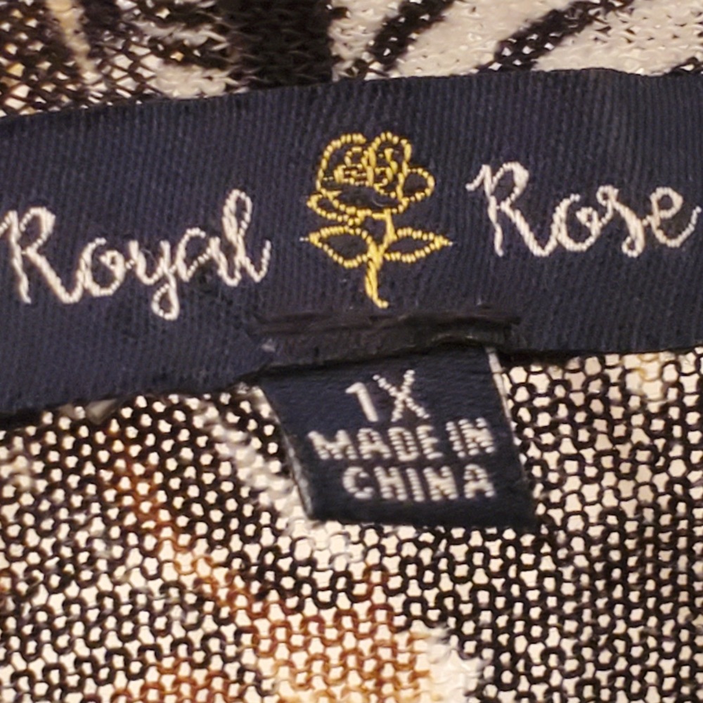 ROYAL ROSE Leaf Design Kimono - Picture 3 of 3